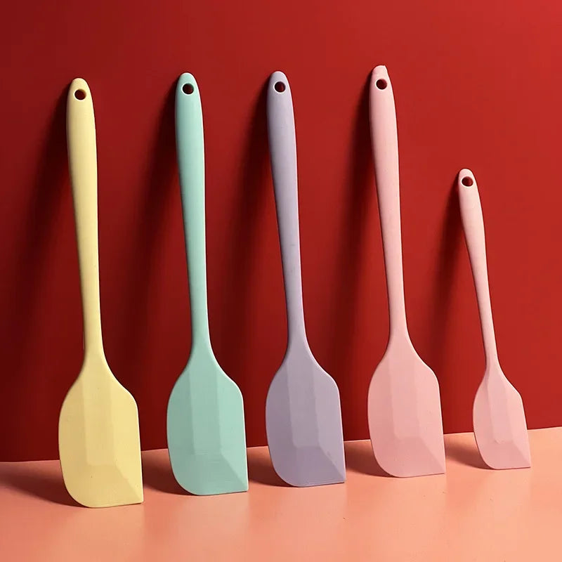 New Silicone cream spatula Non-stick butter spatula Heat-resistant kitchen baking tools DIY cake baking tools Ice Cream tools